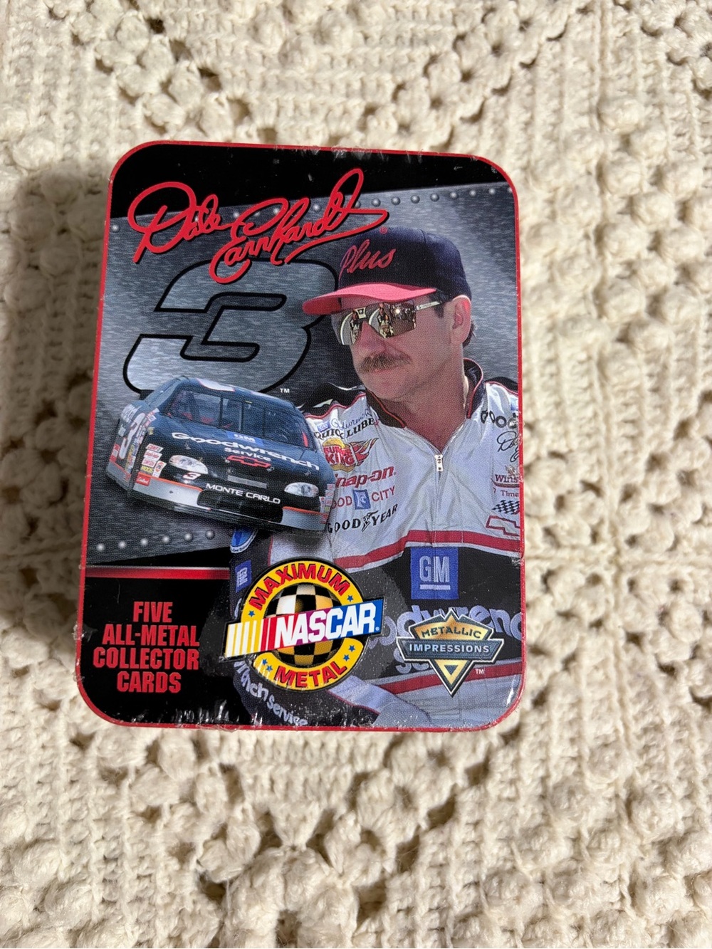 Nascar Dale Earnhardt Collector Tin in Black and Red